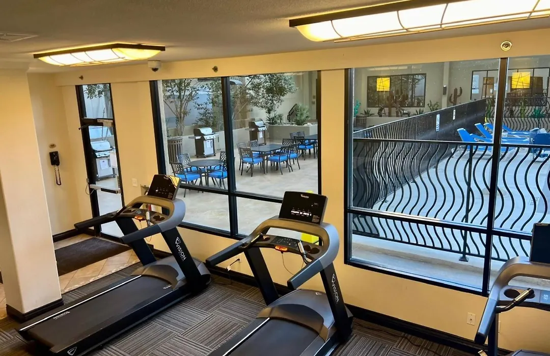 Getaways At The Jockey Club-1